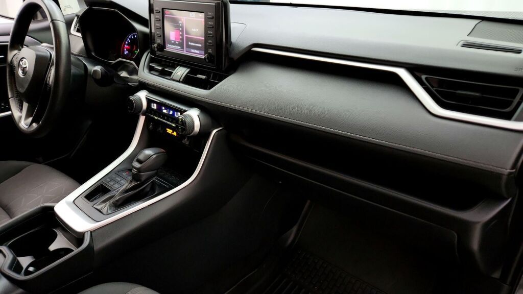 2019 Toyota RAV4 XLE Laurel MD