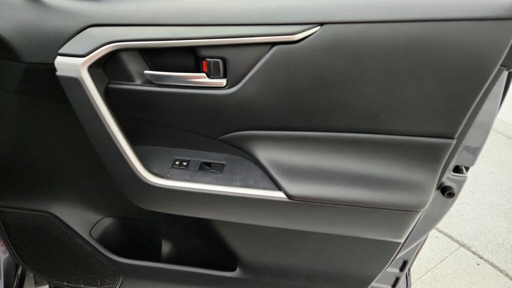 2019 Toyota RAV4 XLE Laurel MD