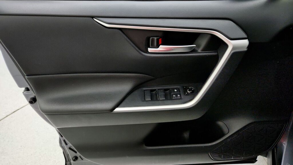 2019 Toyota RAV4 XLE Laurel MD