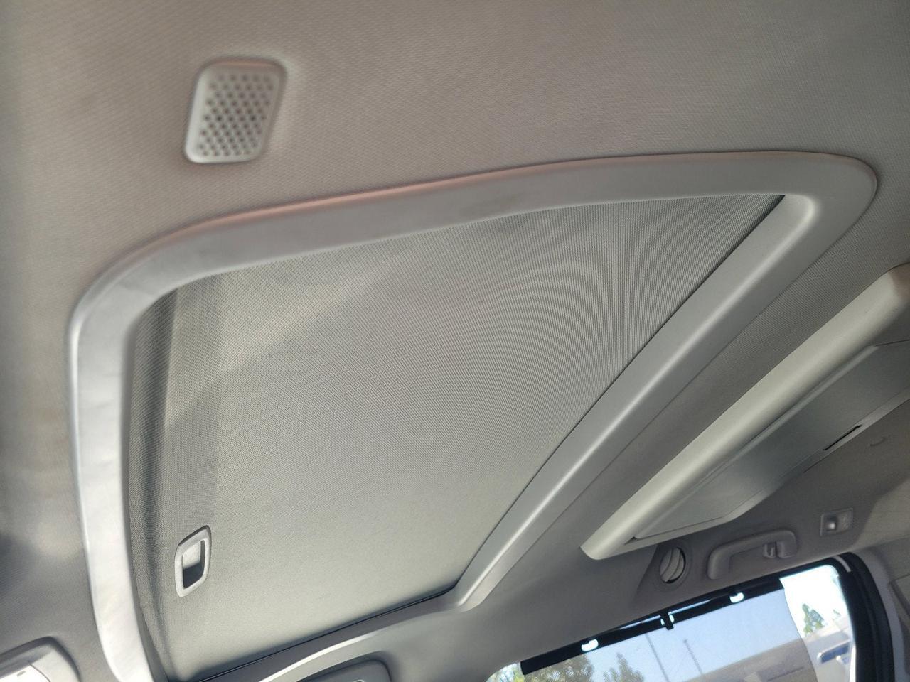 2019 Toyota SIENNA SE PREMIUM Roseville CA