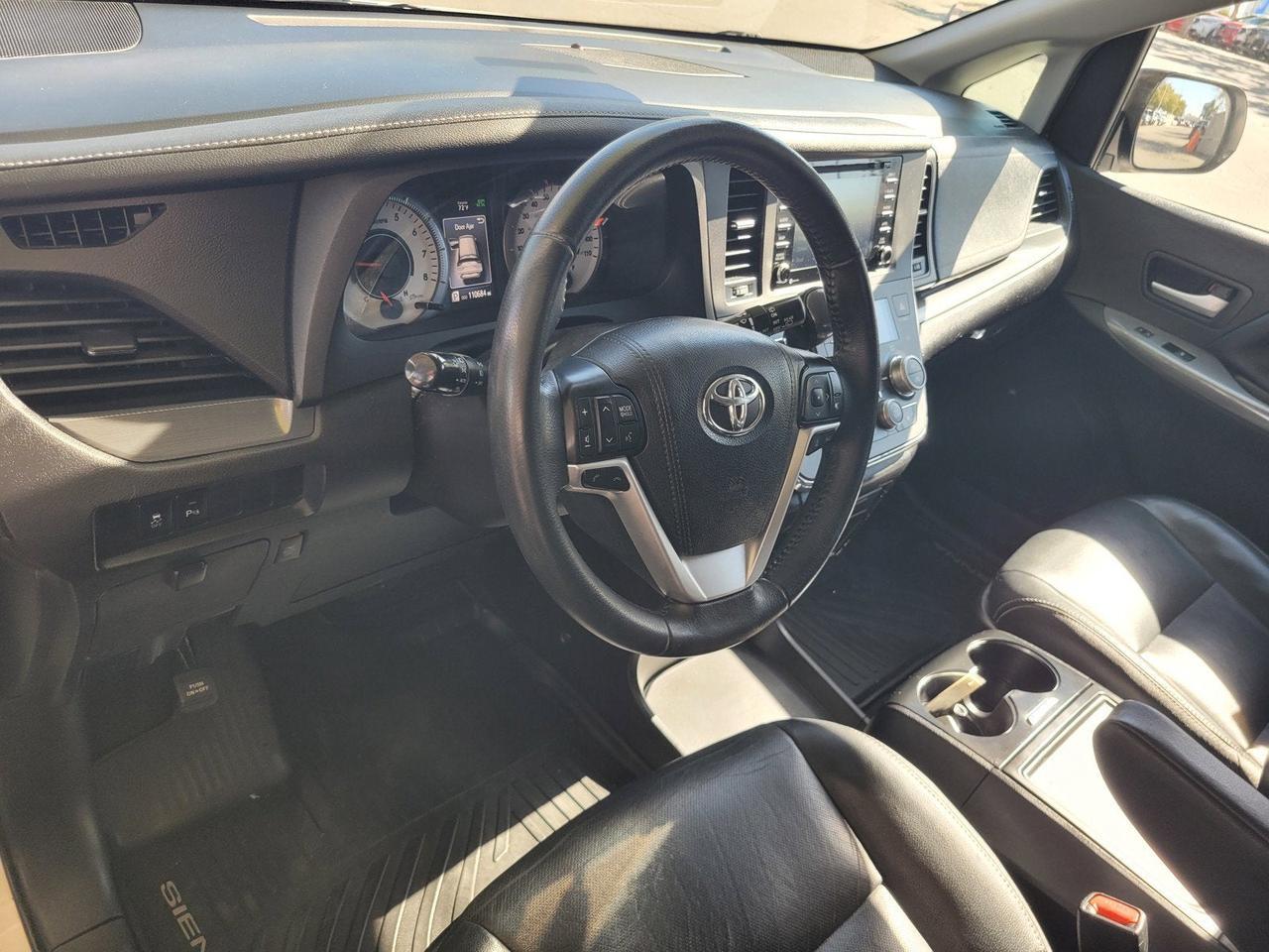 2019 Toyota SIENNA SE PREMIUM Roseville CA