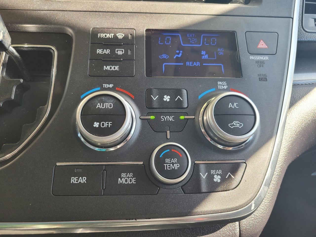 2019 Toyota SIENNA SE PREMIUM Roseville CA