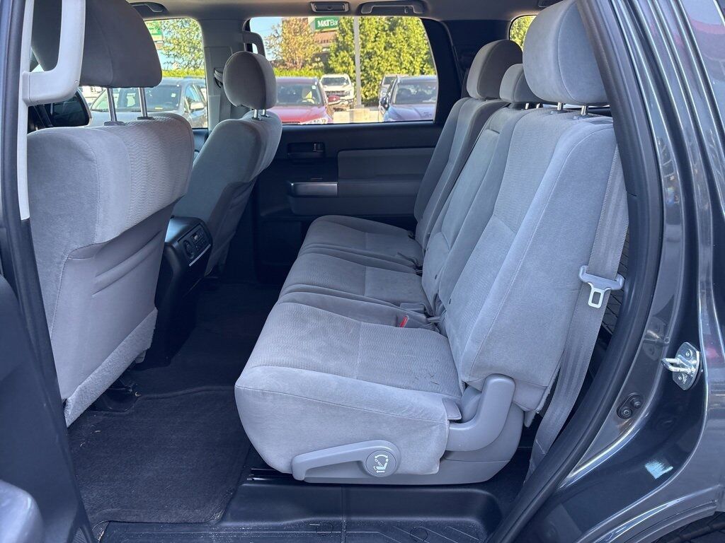2019 Toyota Sequoia SR5
