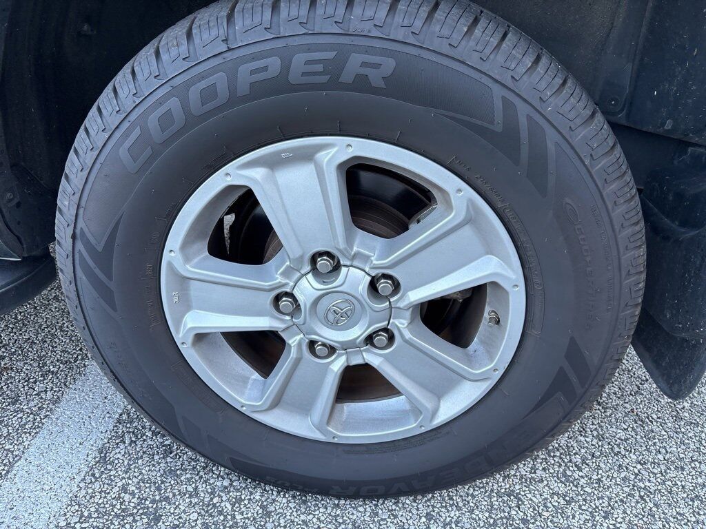 2019 Toyota Sequoia SR5