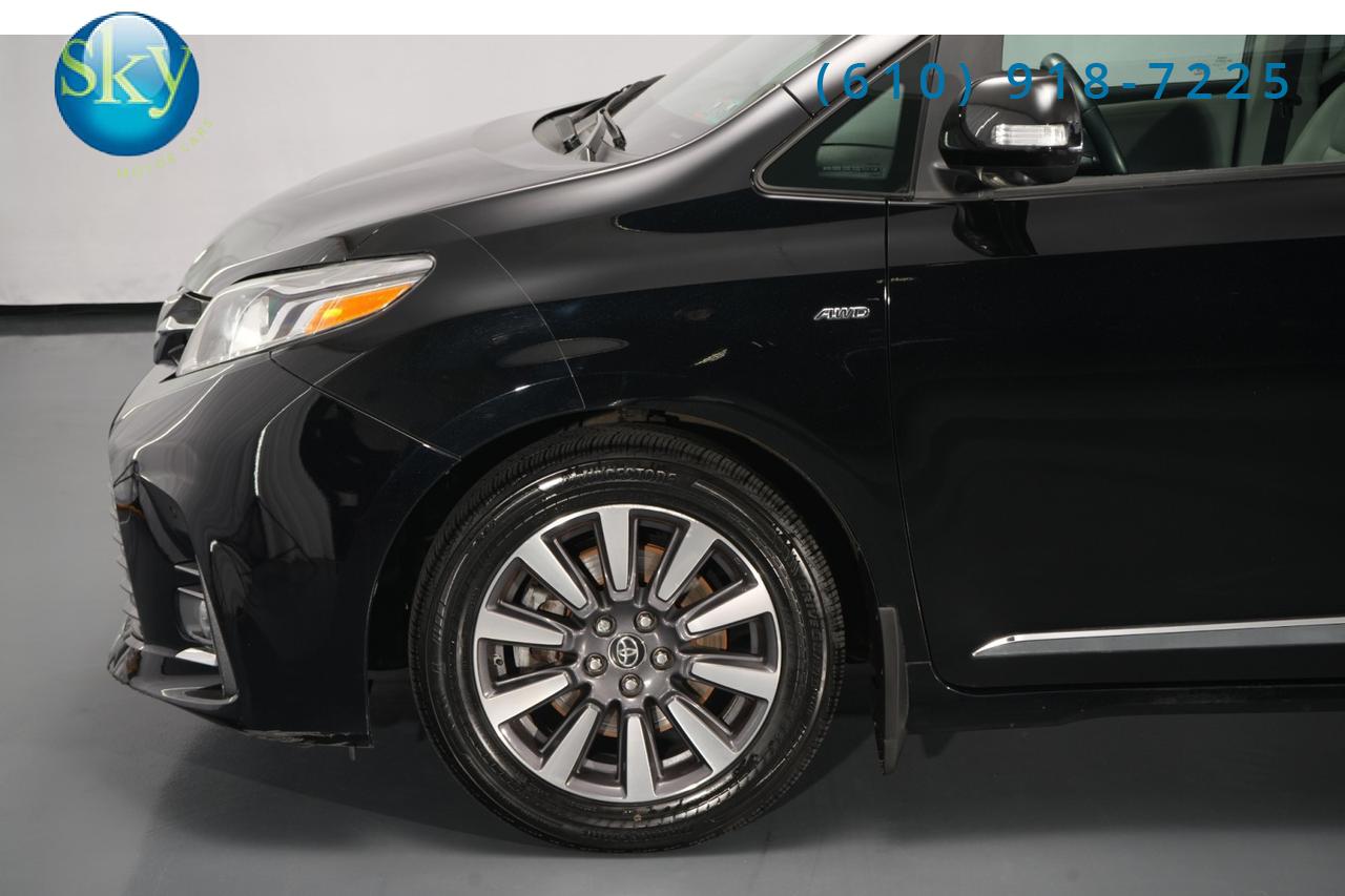 2019 Toyota Sienna AWD Limited Premium 7-PASSENGER REAR ENTERTAINMENT