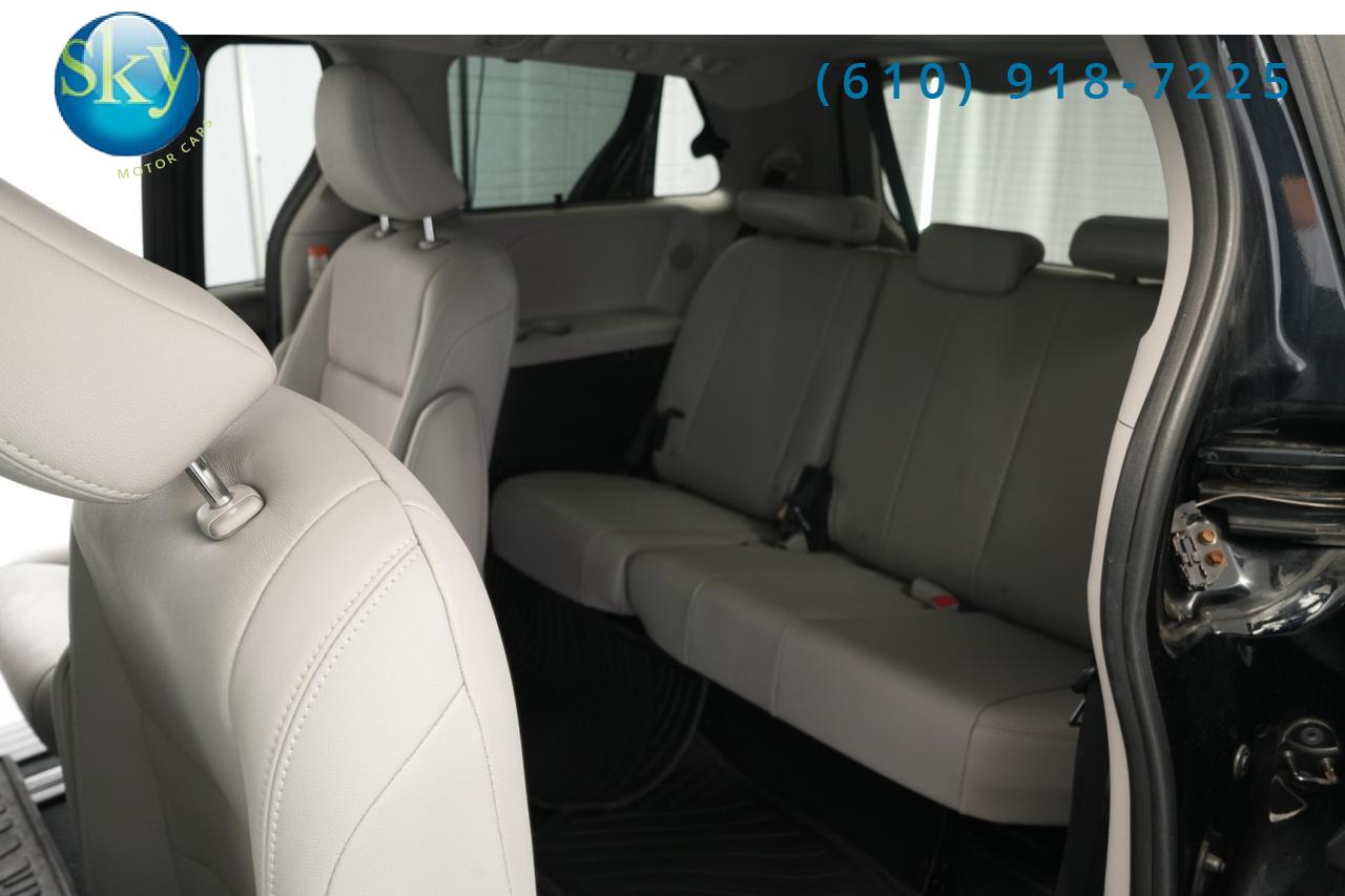 2019 Toyota Sienna AWD Limited Premium 7-PASSENGER REAR ENTERTAINMENT West Chester PA