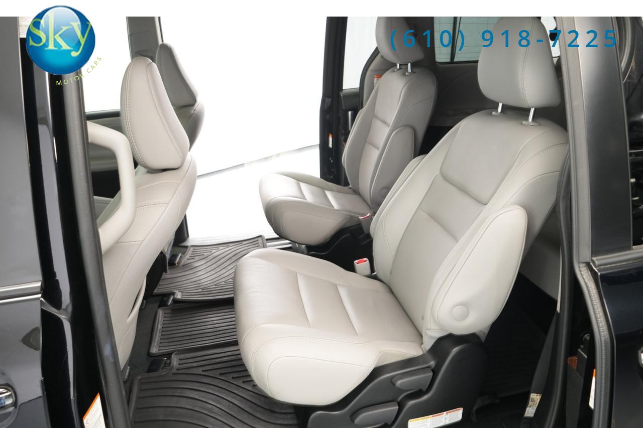 2019 Toyota Sienna AWD Limited Premium 7-PASSENGER REAR ENTERTAINMENT West Chester PA