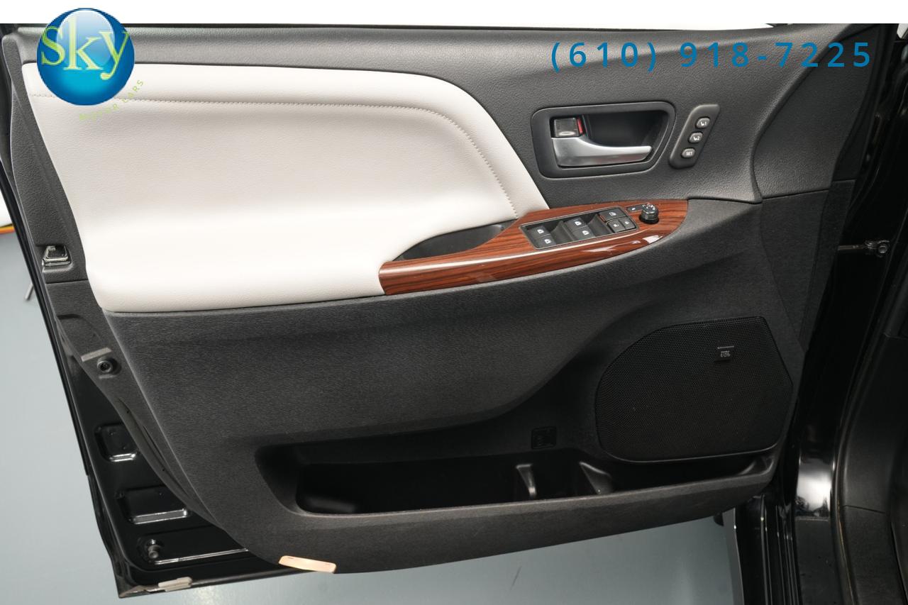 2019 Toyota Sienna AWD Limited Premium 7-PASSENGER REAR ENTERTAINMENT West Chester PA
