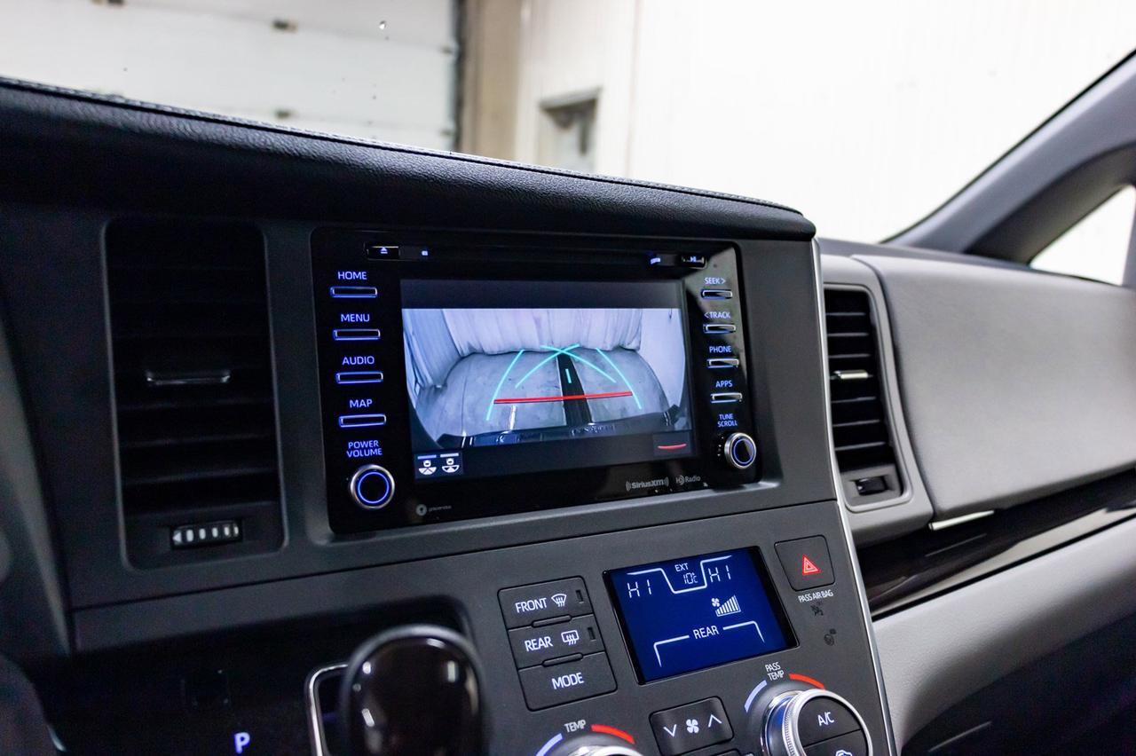 2019 Toyota Sienna AWD XLE Leather Roof Nav BCam Red Deer AB