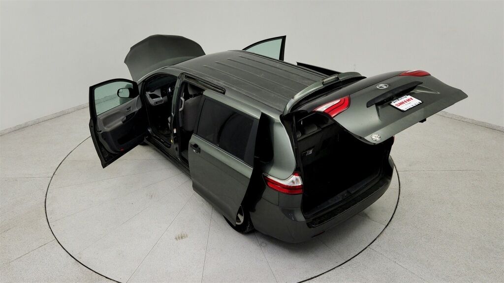 2019 Toyota Sienna L Laurel MD