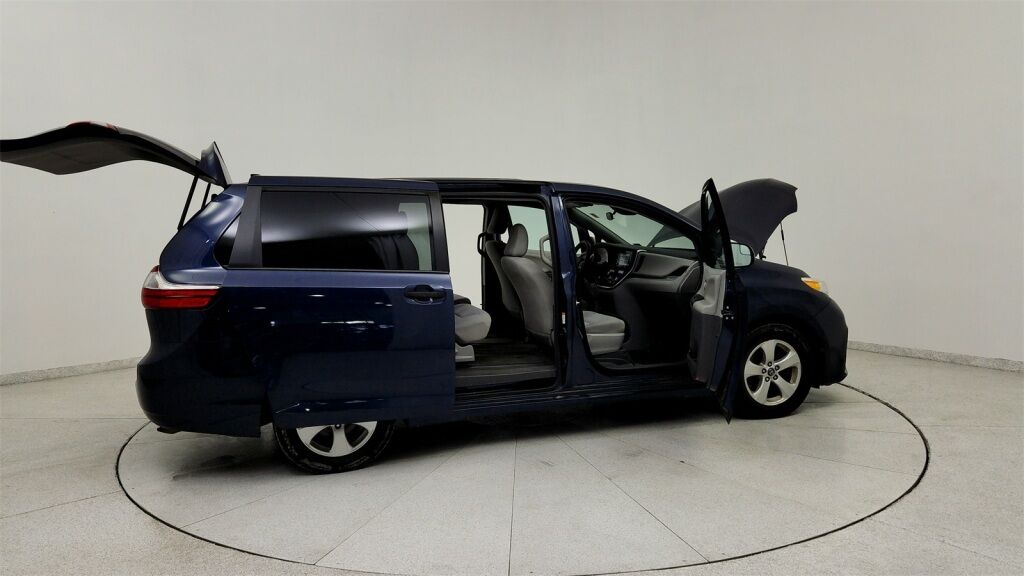 2019 Toyota Sienna L Laurel MD