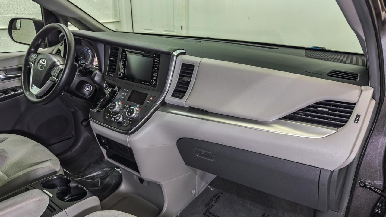 2019 Toyota Sienna LE AWD Tallmadge OH