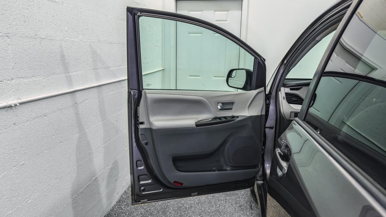 2019 Toyota Sienna LE AWD Tallmadge OH