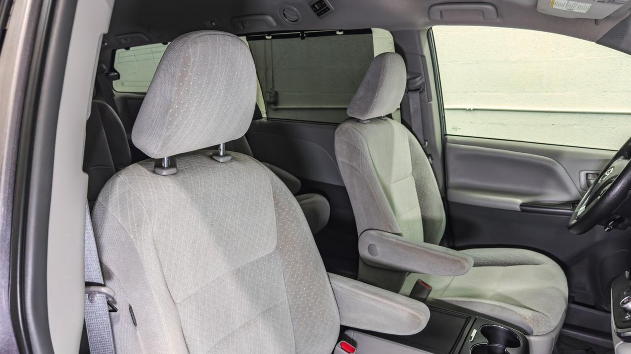 2019 Toyota Sienna LE AWD Tallmadge OH