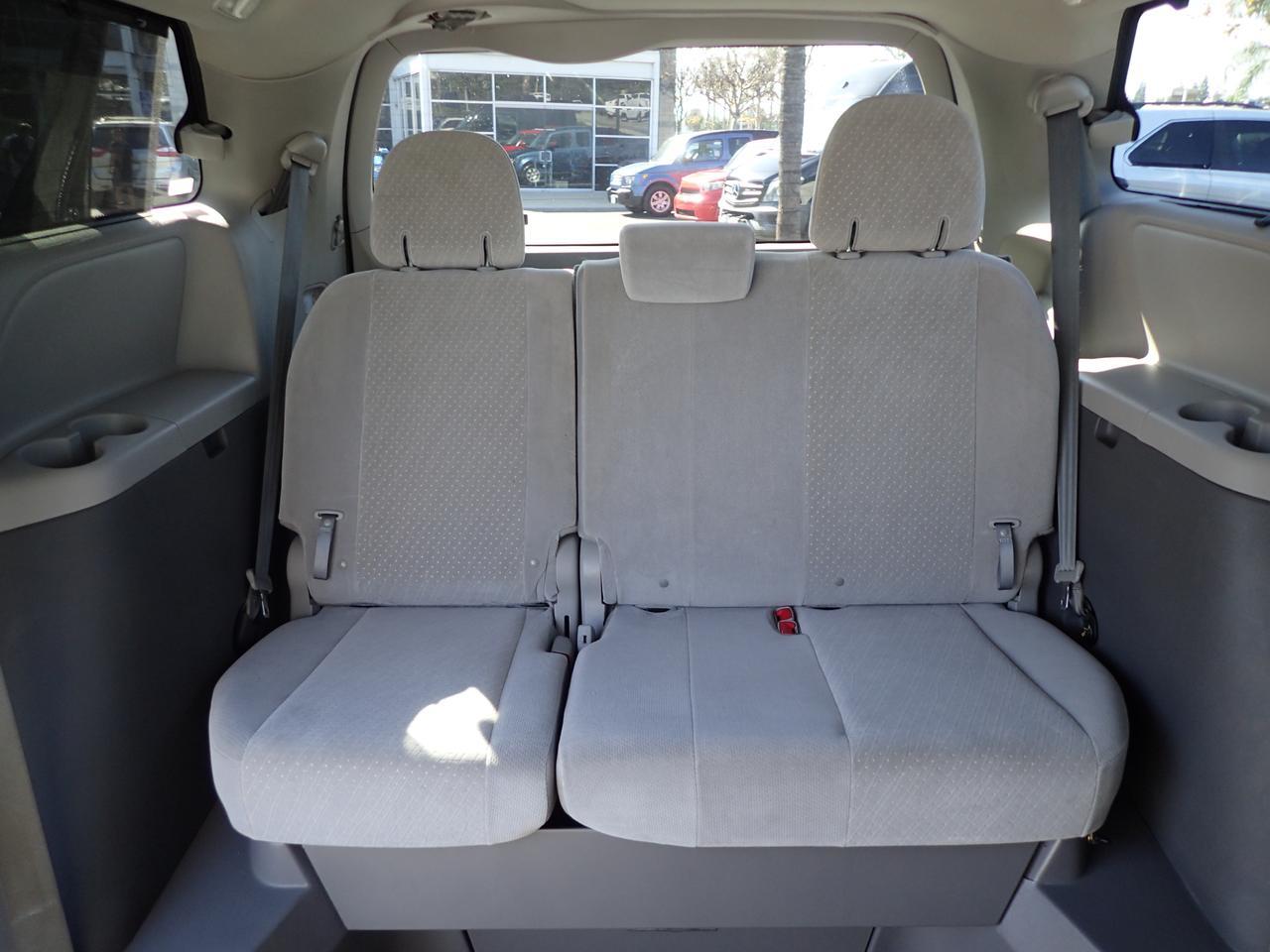 2019 Toyota Sienna LE Anaheim CA