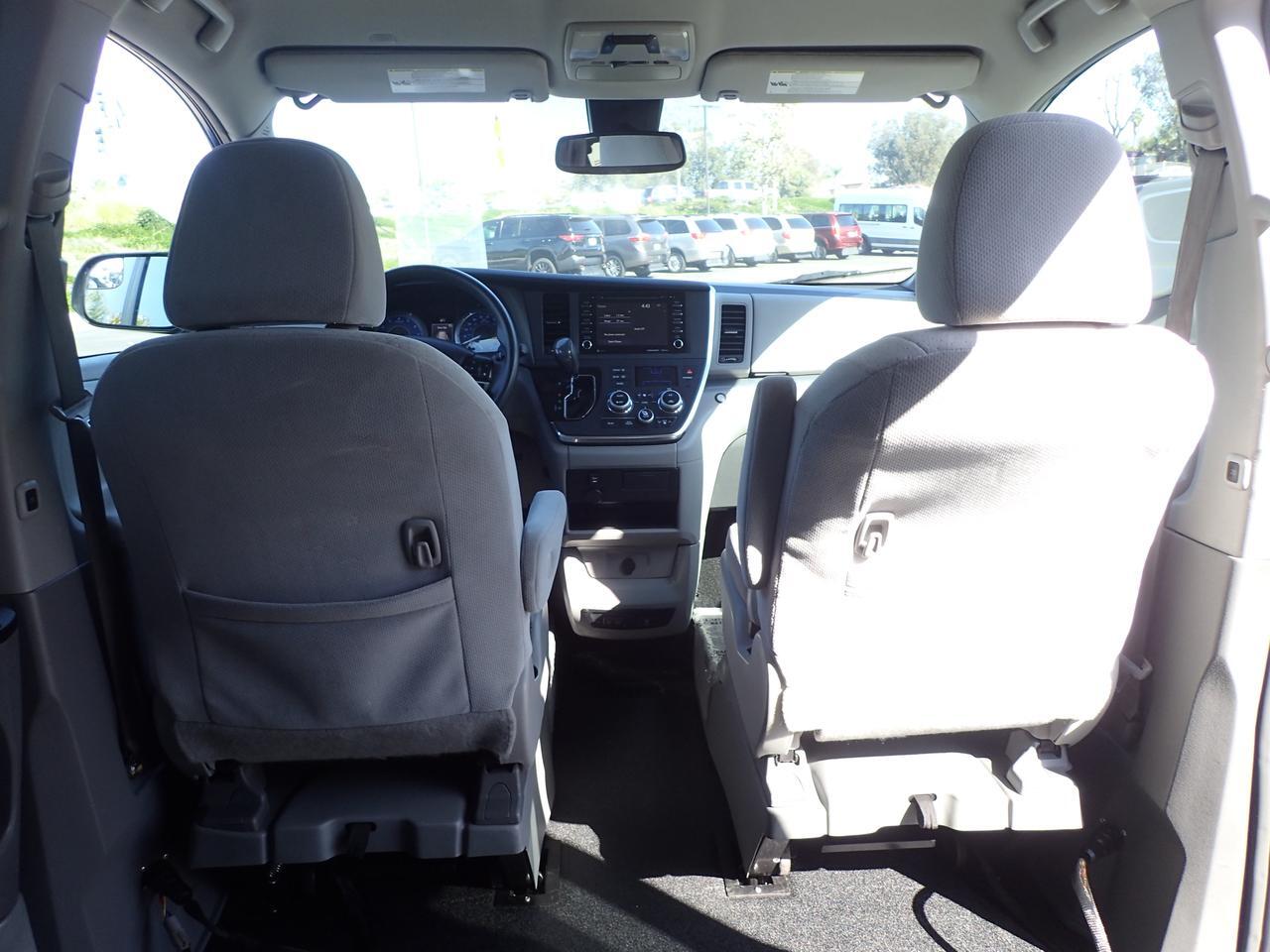 2019 Toyota Sienna LE Anaheim CA
