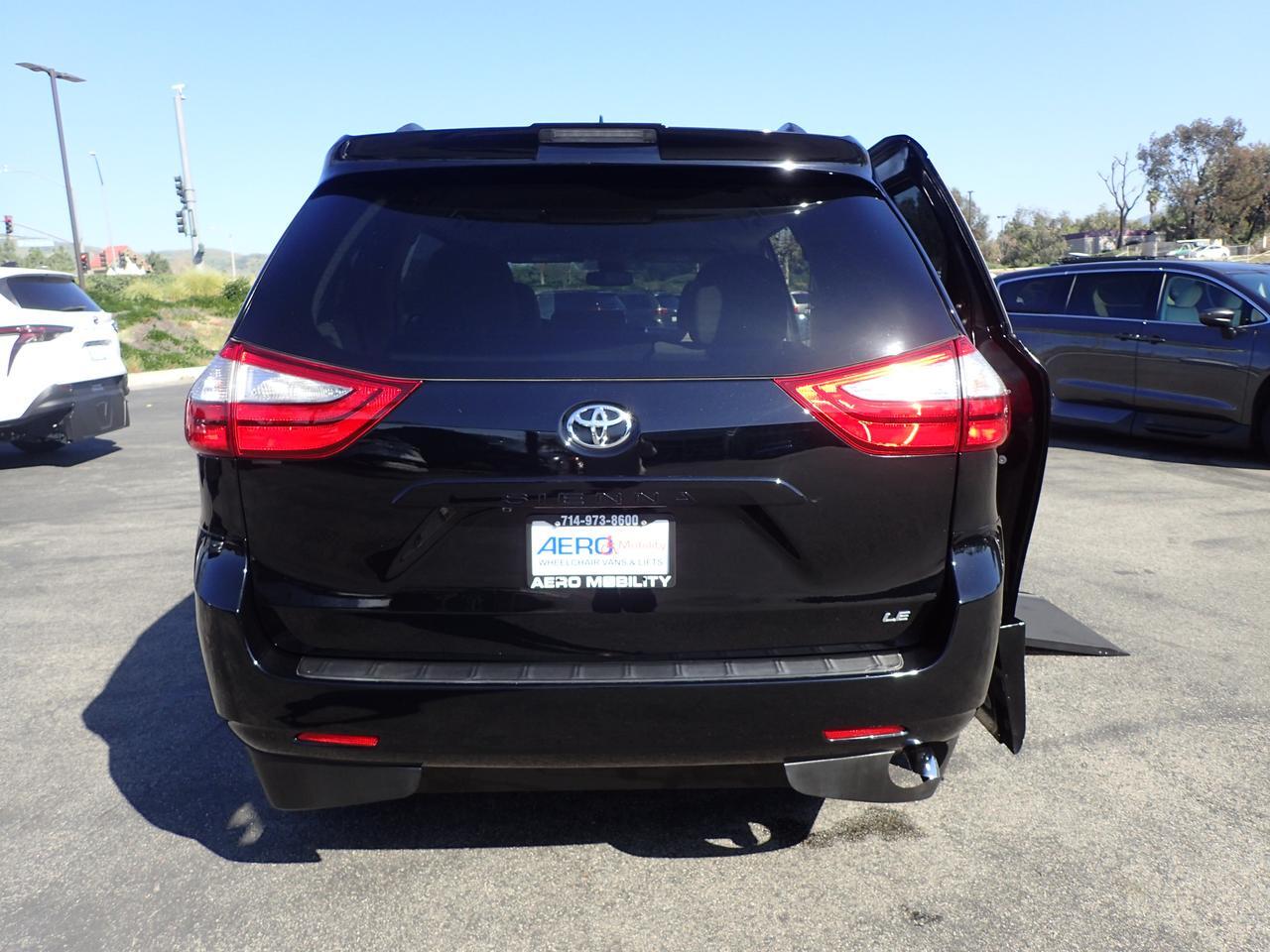 2019 Toyota Sienna LE Anaheim CA
