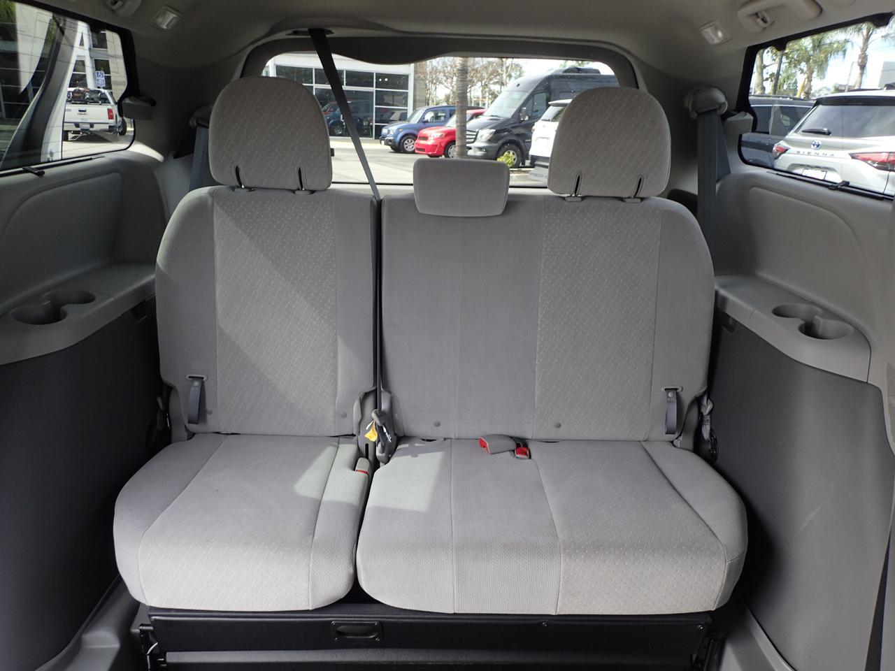 2019 Toyota Sienna LE Anaheim CA