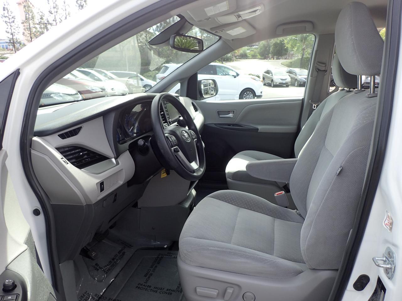 2019 Toyota Sienna LE Anaheim CA