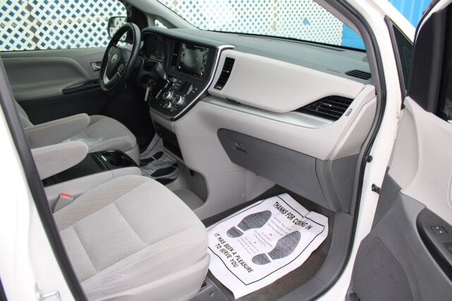 2019 Toyota Sienna LE Melbourne FL