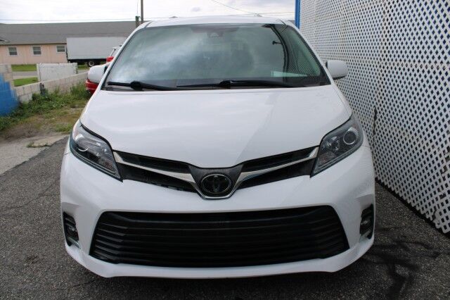 2019 Toyota Sienna LE Melbourne FL