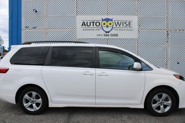 2019 Toyota Sienna LE Melbourne FL