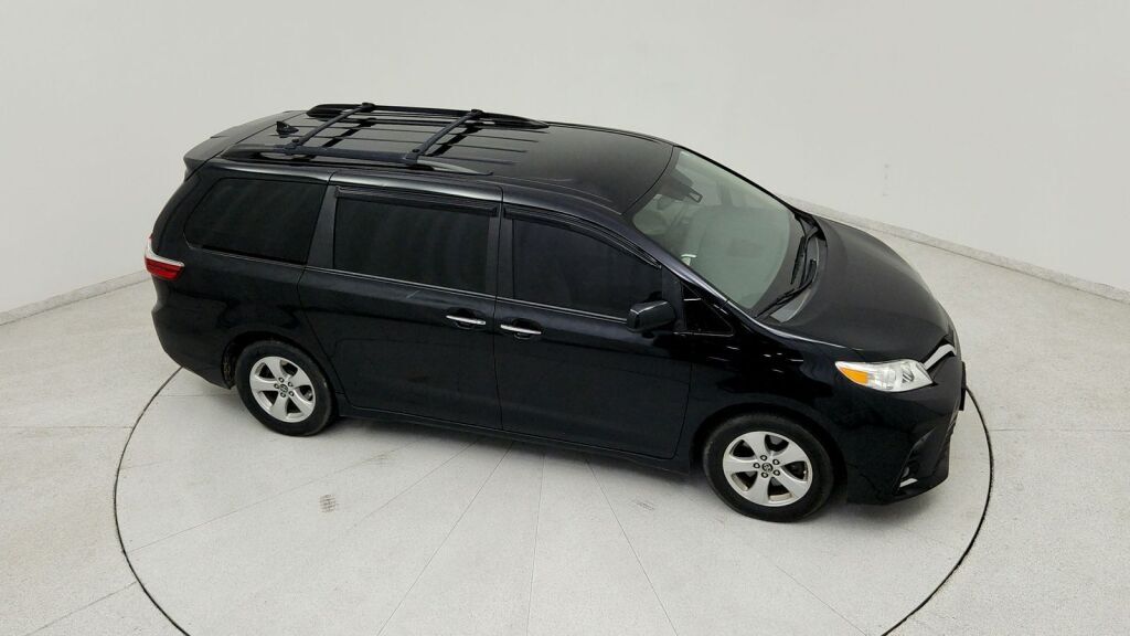 2019 Toyota Sienna LE Laurel MD