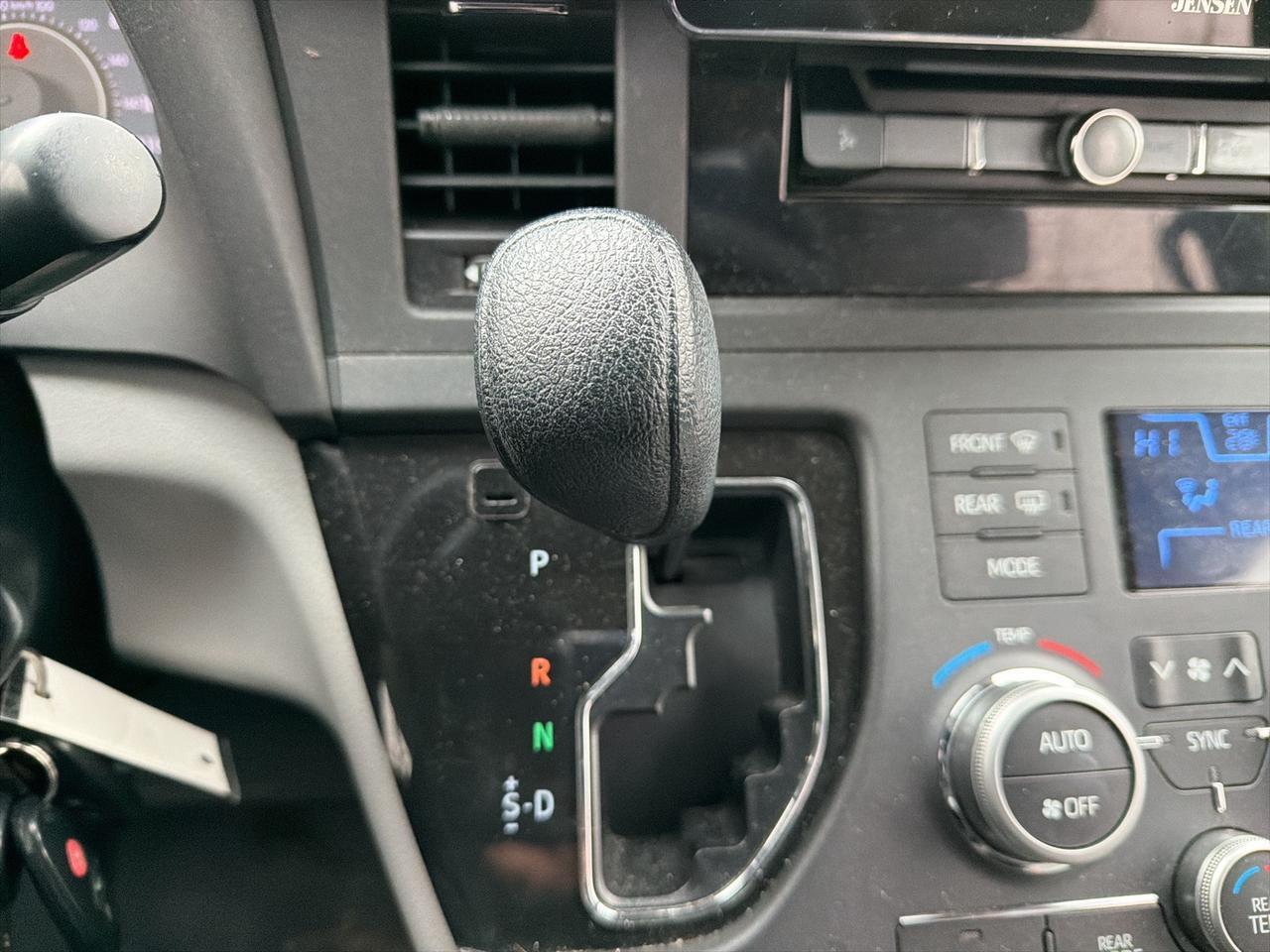 2019 Toyota Sienna LE Gaithersburg MD