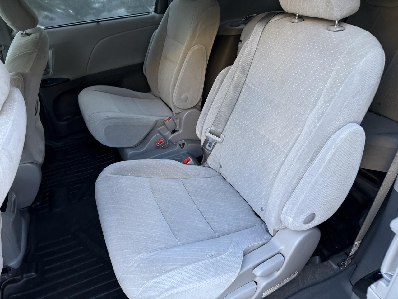 2019 Toyota Sienna LE Annapolis MD