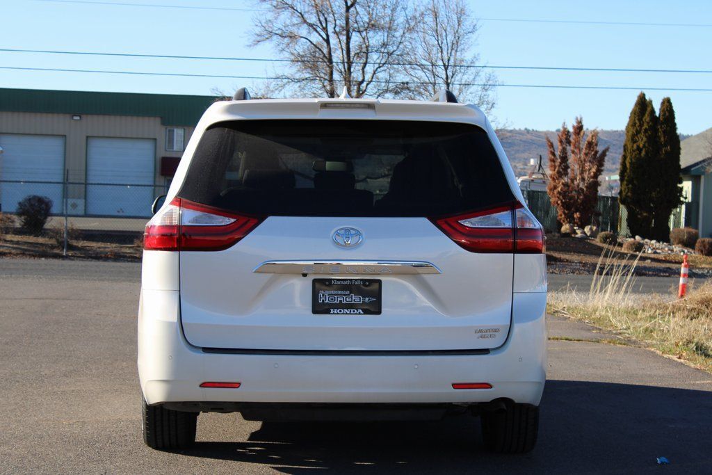 2019 Toyota Sienna Limited Klamath Falls OR