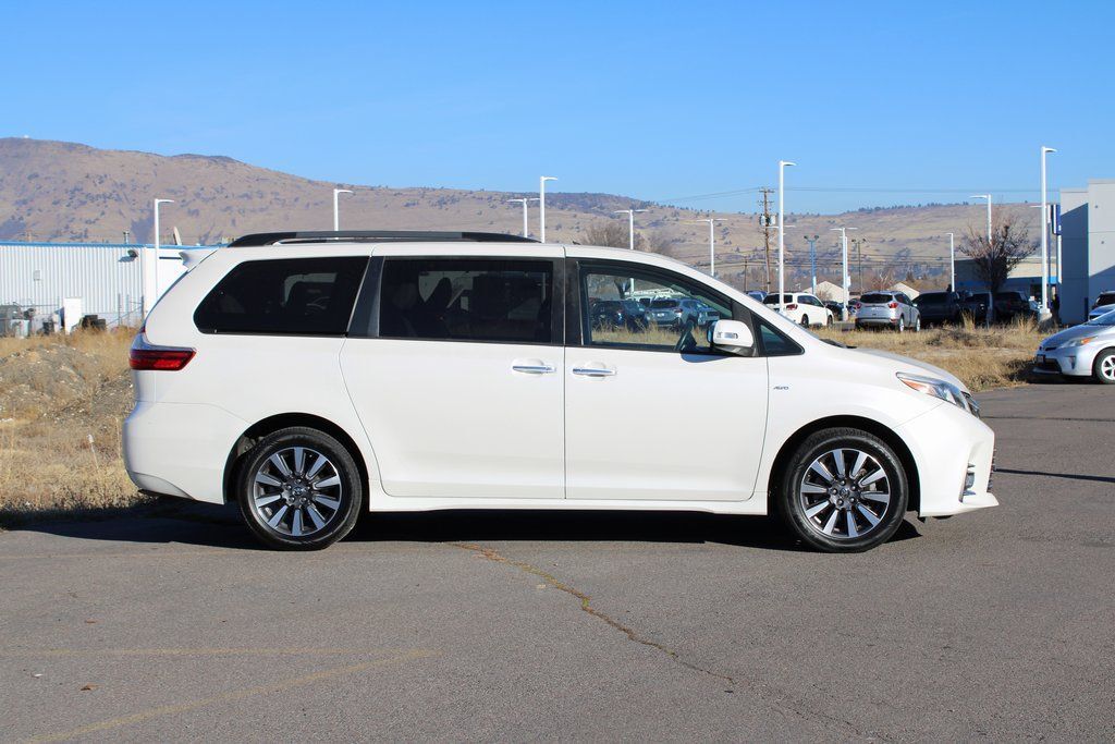 2019 Toyota Sienna Limited Klamath Falls OR