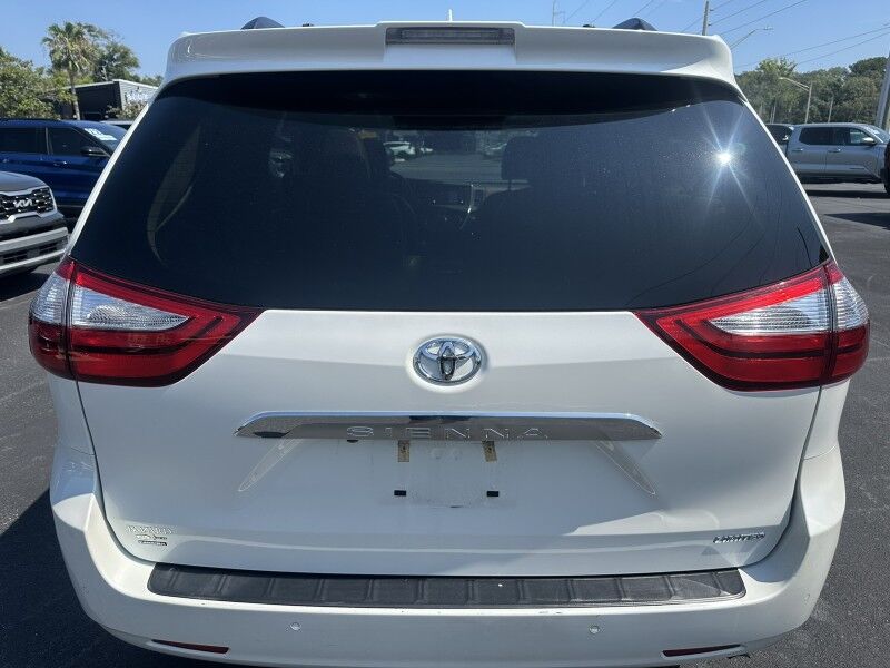 2019 Toyota Sienna Limited Premium Jacksonville FL