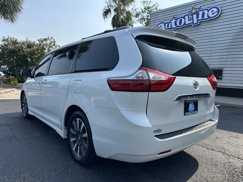 2019 Toyota Sienna Limited Premium