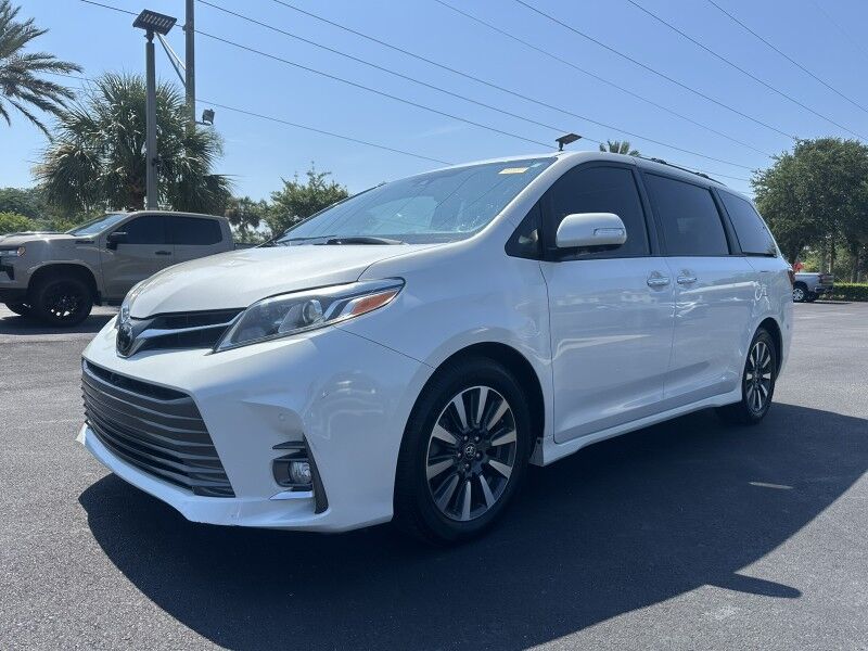 2019 Toyota Sienna Limited Premium