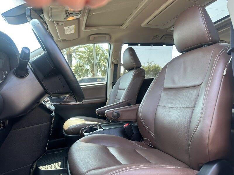 2019 Toyota Sienna Limited Premium Jacksonville FL