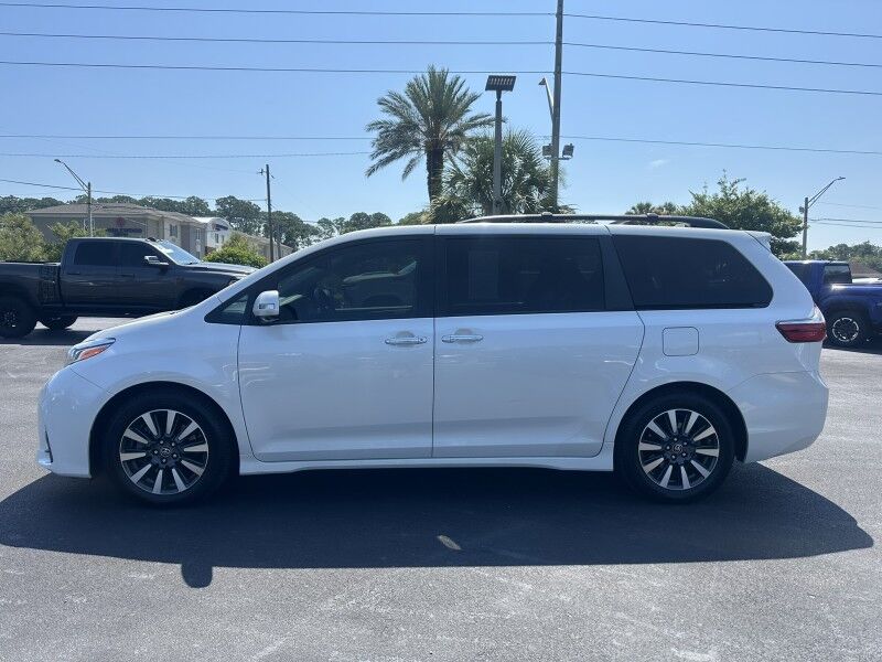 2019 Toyota Sienna Limited Premium