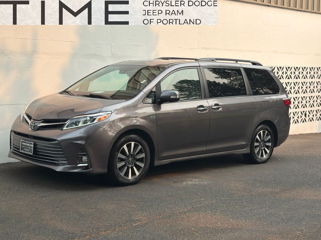 2019 Toyota Sienna Limited Premium