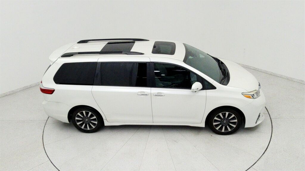 2019 Toyota Sienna Limited Premium Laurel MD