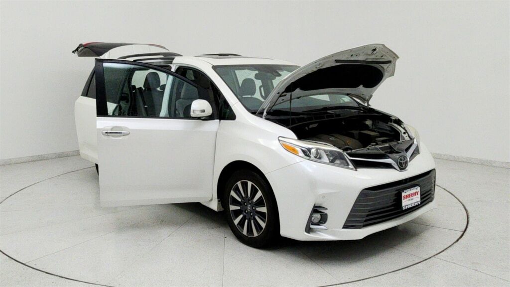 2019 Toyota Sienna Limited Premium Laurel MD
