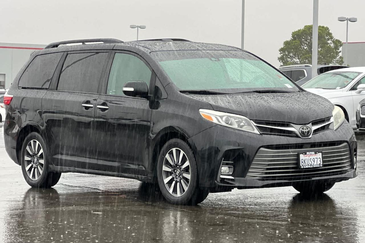2019 Toyota Sienna Limited Roseville CA