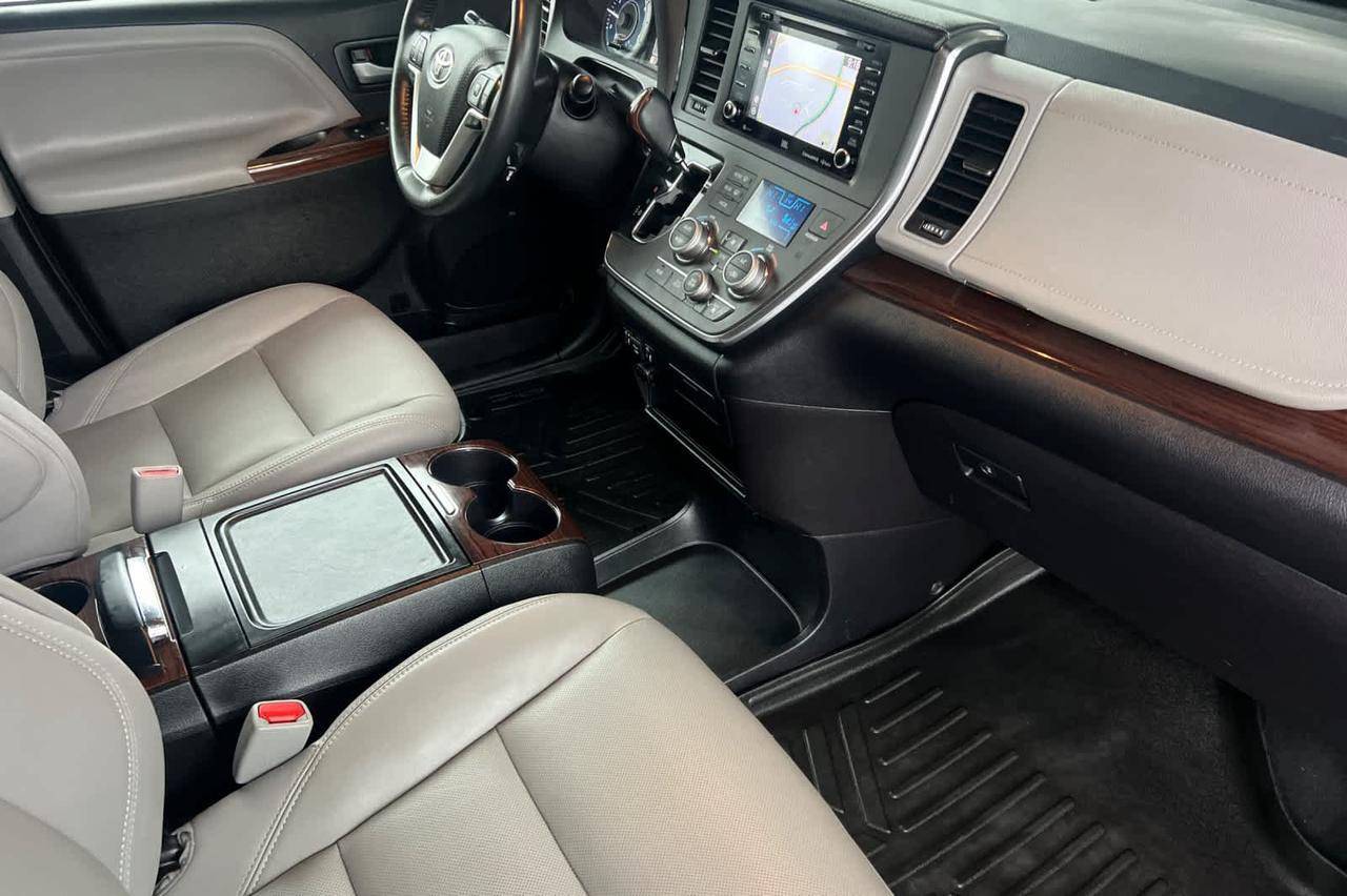 2019 Toyota Sienna Limited Roseville CA