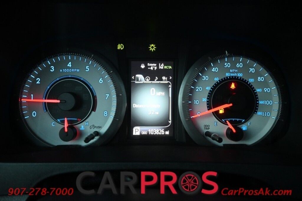 2019 Toyota Sienna SE - 3.5L V6 - Power & Heated Leather Seats - 3rd Row - Seats 8 - Navigation - Bluetooth - Backup Camera - Rear Entertainment - Sunroof - Tow Package - Keyless Entry & Start Anchorage AK