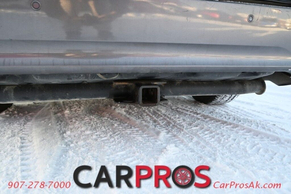 2019 Toyota Sienna SE - 3.5L V6 - Power & Heated Leather Seats - 3rd Row - Seats 8 - Navigation - Bluetooth - Backup Camera - Rear Entertainment - Sunroof - Tow Package - Keyless Entry & Start Anchorage AK