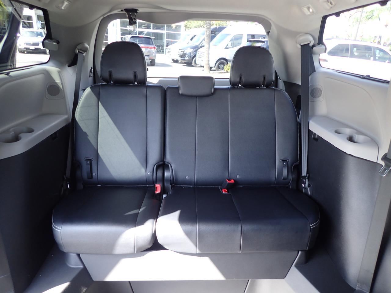 2019 Toyota Sienna SE-NAV Anaheim CA