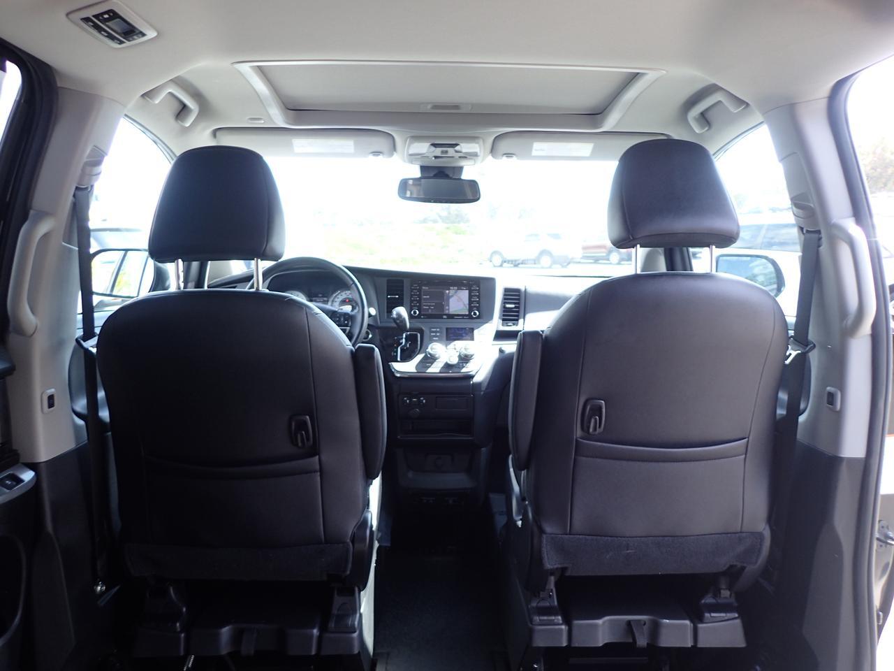 2019 Toyota Sienna SE-NAV Anaheim CA