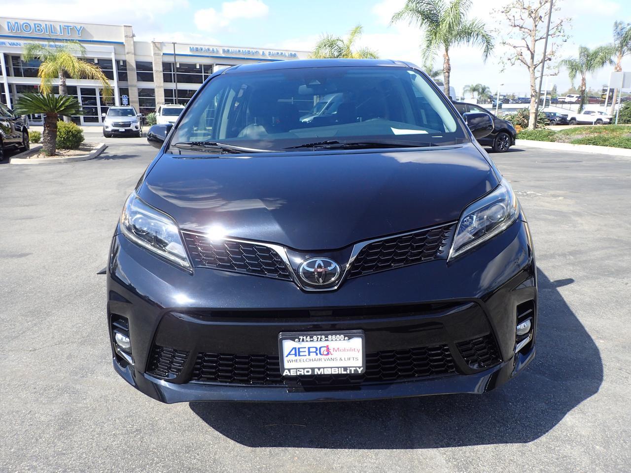 2019 Toyota Sienna SE-NAV