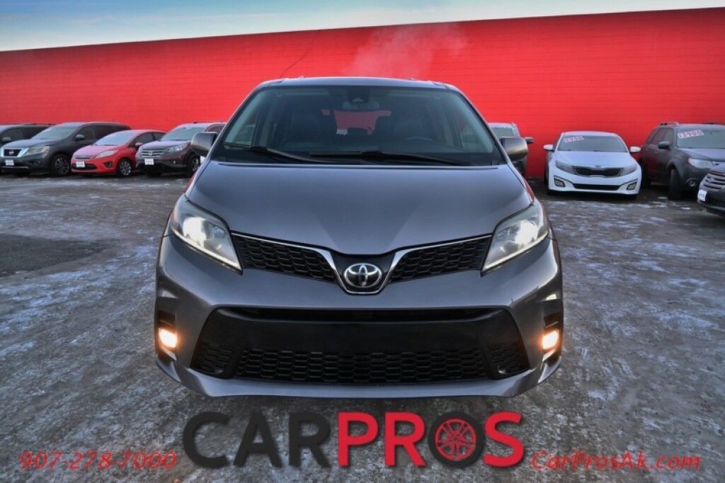 2019 Toyota Sienna SE Premium