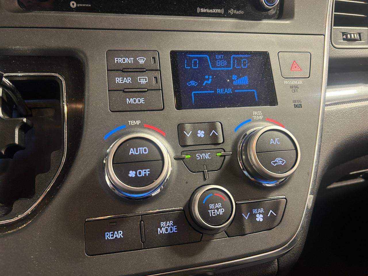 2019 Toyota Sienna SE New Braunfels TX