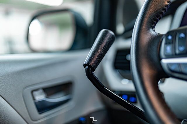 2019 Toyota Sienna XLE Braun Ability Wheelchair Lift Leather Roof Nav Red Deer AB