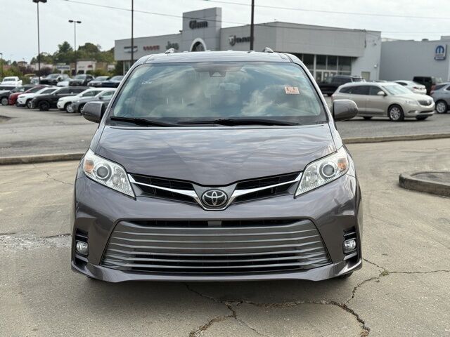 2019 Toyota Sienna XLE Crestwood KY